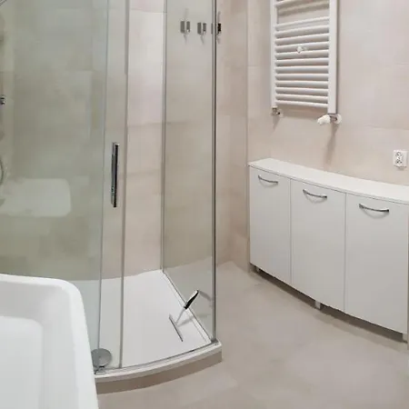 Marynarki Wojennej, Dziwnów