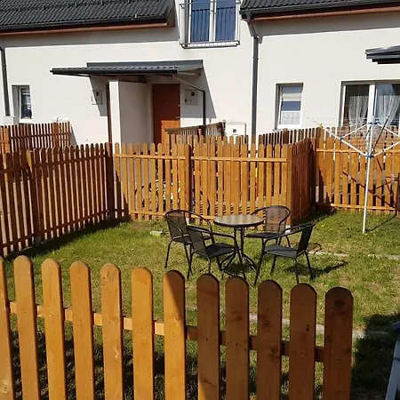 Marynarki Wojennej, Apartament *