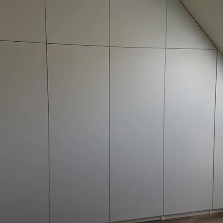 Marynarki Wojennej, Apartment *