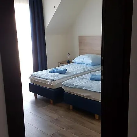 Marynarki Wojennej, * Dziwnów