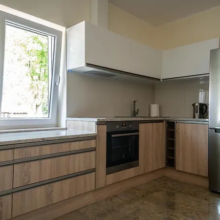 Marynarki Wojennej, *