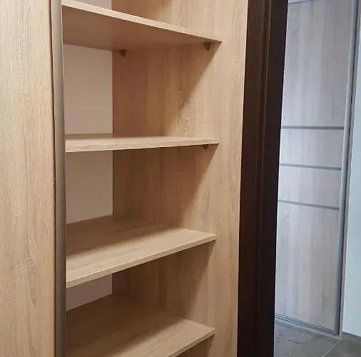 Lägenhet Marynarki Wojennej, *