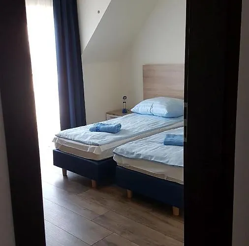 Marynarki Wojennej, * Dziwnów