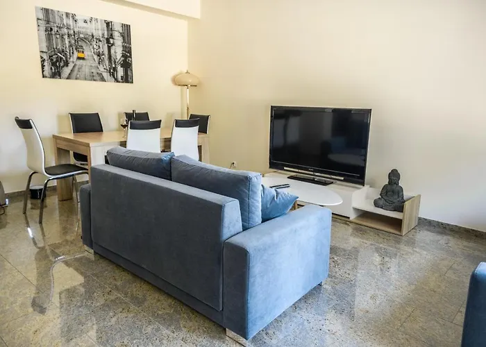 Marynarki Wojennej, Lägenhet